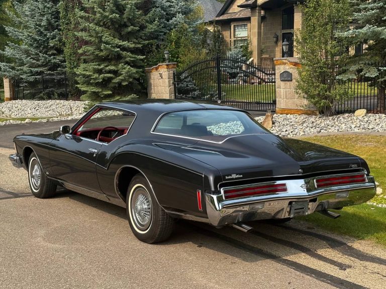 Buick Riviera 1973: der letzte Atemzug des Boattail mit MaxTrac