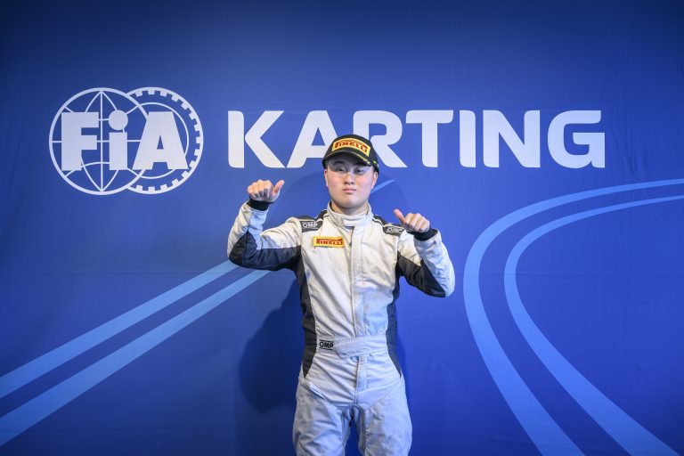 Yuzuki Sato setzt sich in Valencia durch und katapultiert seine Karriere als Fahrer.