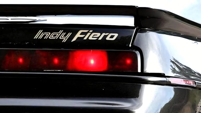 Pontiac Fiero: ein Mythos mit V8-Motor, der Erbe einer vergessenen Legende