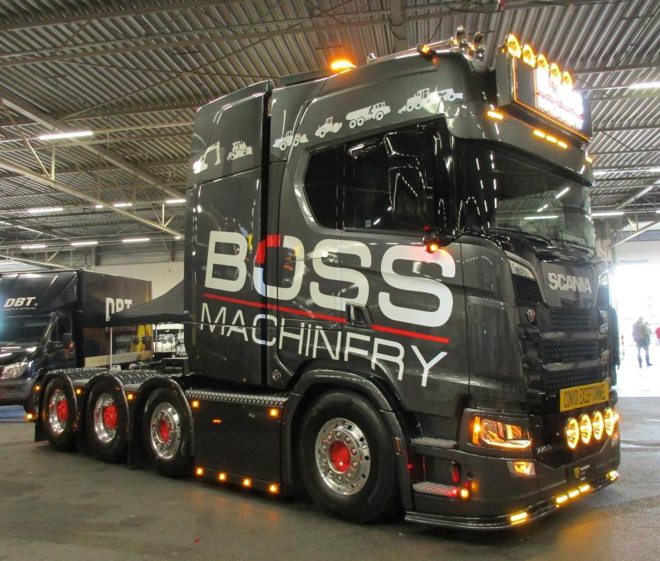 Scania 770S V8: Das Monster der Stra&szlig;e im Dienst von Boss Machinery
