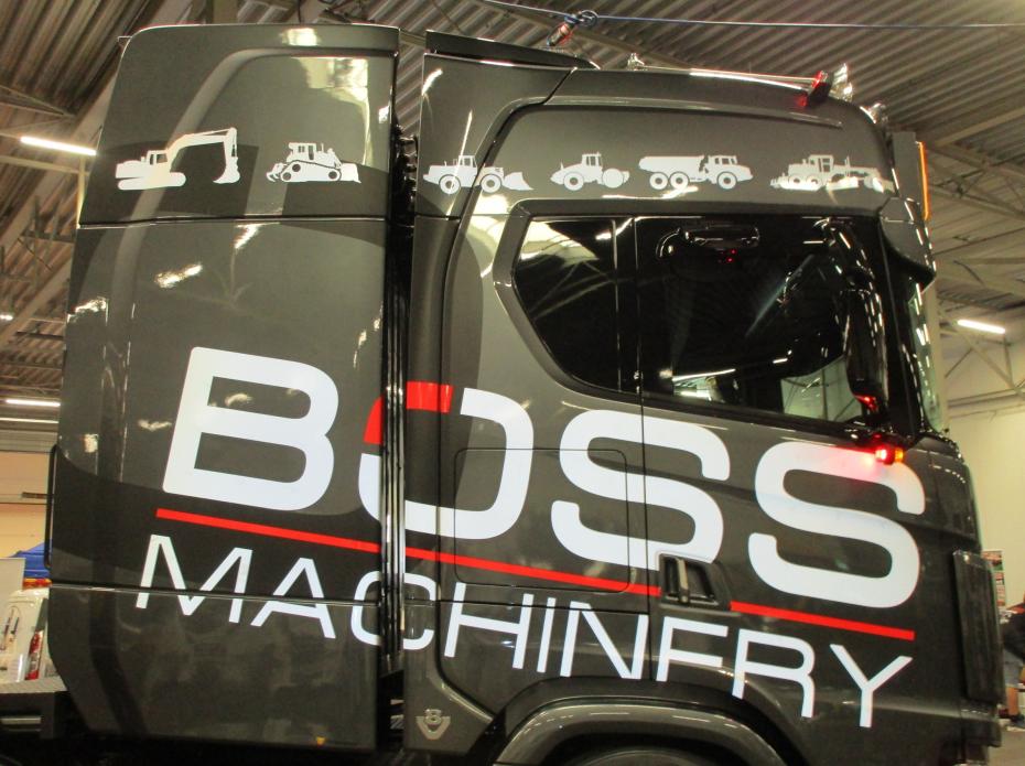 Scania 770S V8: Das Monster der Stra&szlig;e im Dienst von Boss Machinery