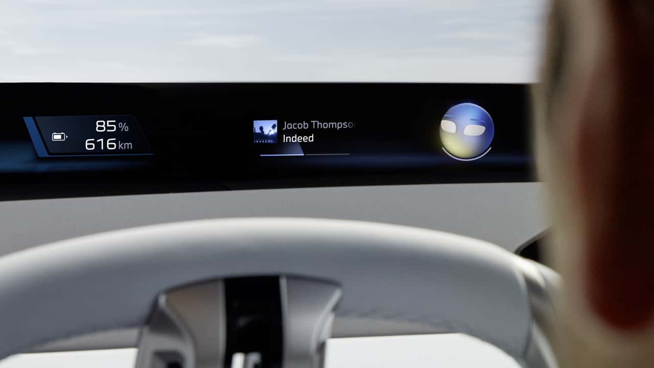 BMW iX3: Der Sprachassistent Amazon Alexa+ hält Einzug in die Automobilwelt.