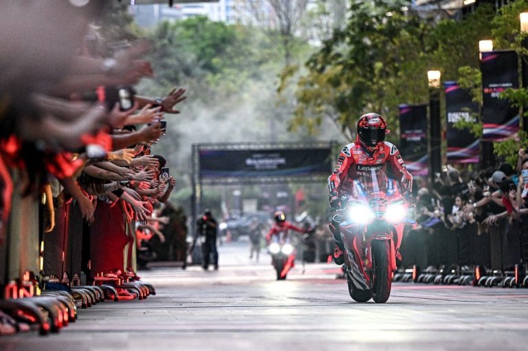 MotoGP: Der Saisonstart verspricht ein spektakuläres Fest in Kuala Lumpur.