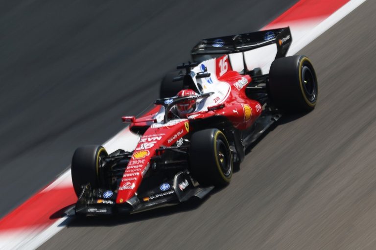 Spannungen und Herausforderungen für Aston Martin und Red Bull, Ferrari in…