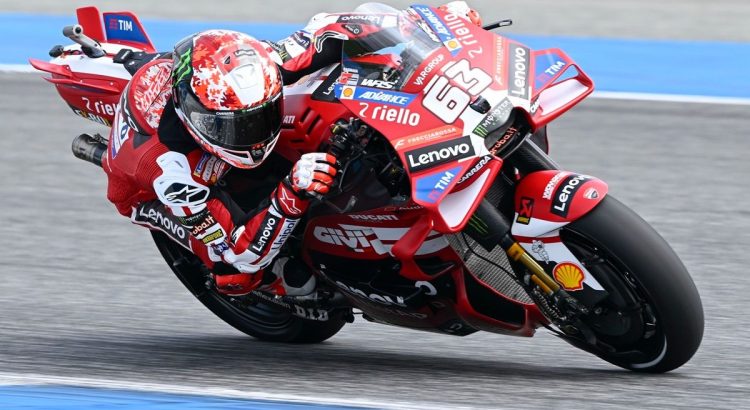 Helme in der Krise: Das Missgeschick von Bagnaia, Bastianini und Moreira b…