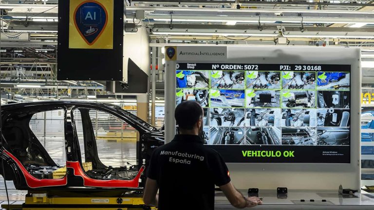 Renault tritt mit seinem strategischen Plan futuREady in eine neue Ära ein