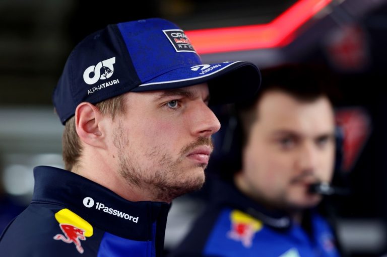 Verstappen denkt über seine F1-Zukunft nach