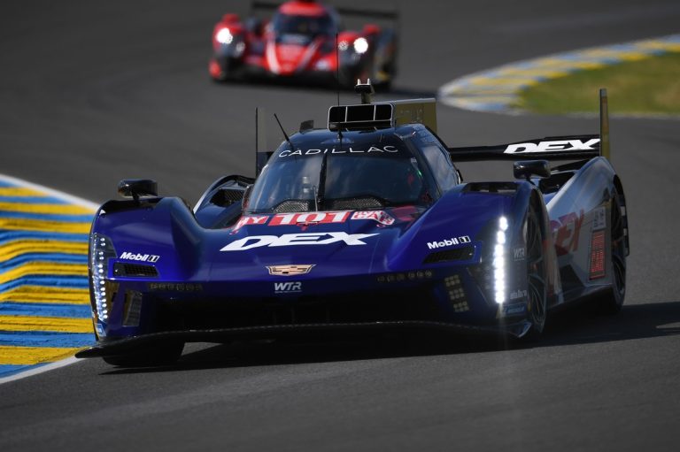 24h Le Mans: Cadillac überrascht, Toyota mit Kollision
