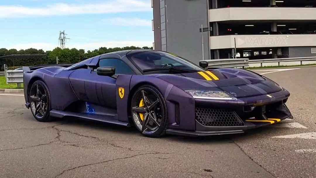Ferrari F80: Tschechien feiert Premiere mit knalliger Lackierung