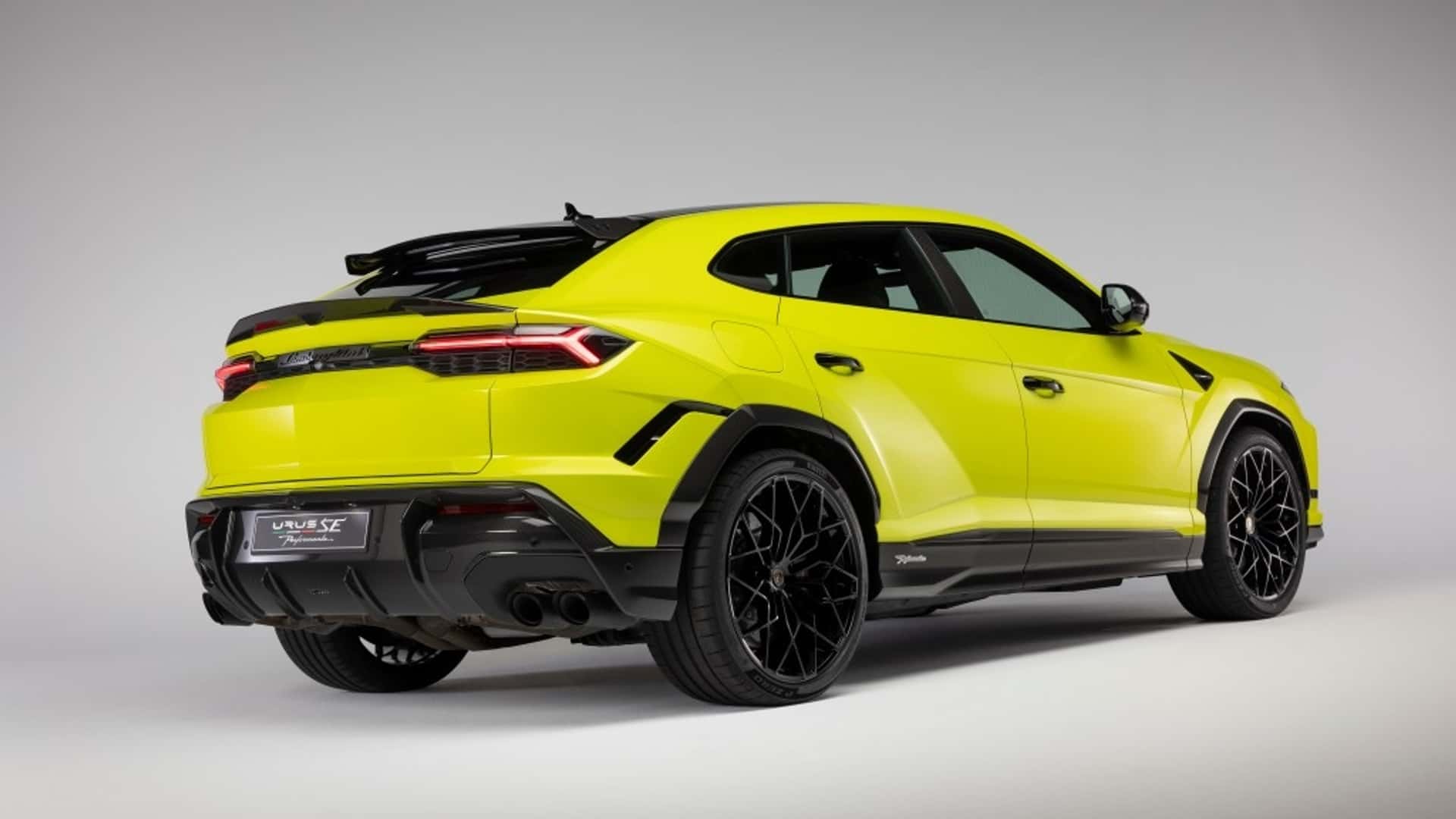 Lamborghini Urus Se Perfomante